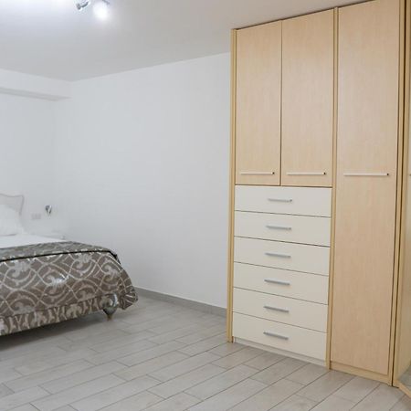 Suite D'Elite Chiaia Naples Luaran gambar