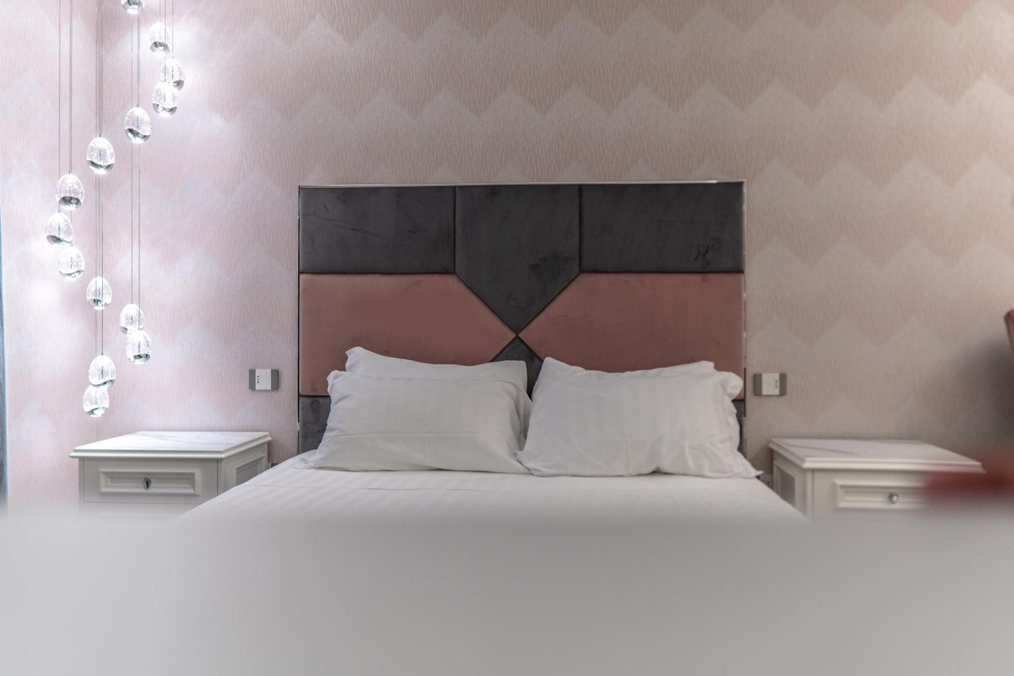 Suite D'Elite Chiaia Naples Luaran gambar