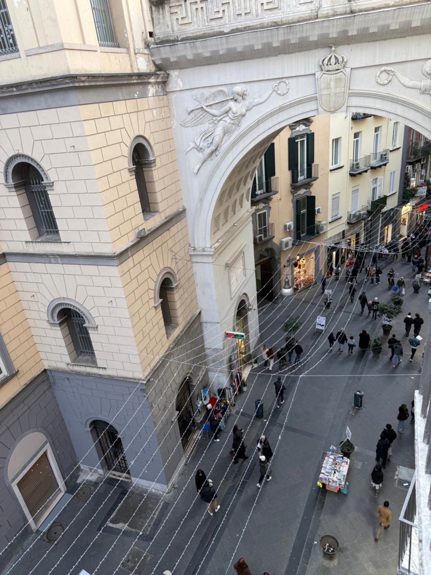 Suite D'Elite Chiaia Naples Luaran gambar